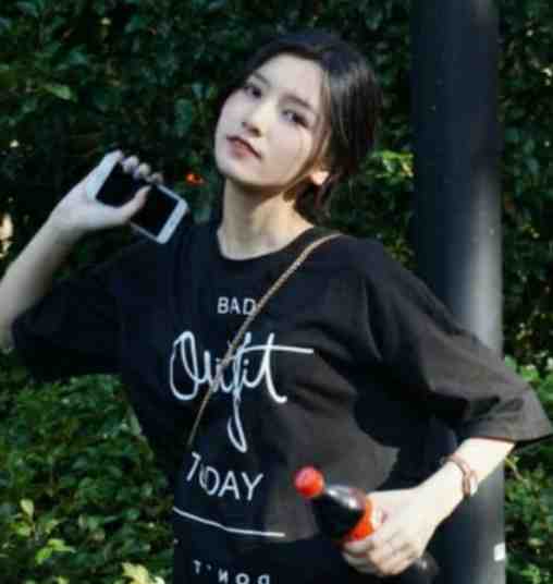 报告督主，夫人她真能批命！