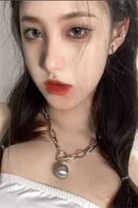 夫人死后，厉爷他疯了