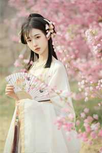 电竞女神：一招平A入魂