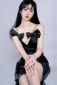 容妃又花痴了