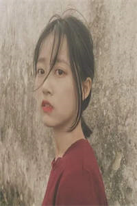两个人下了车后