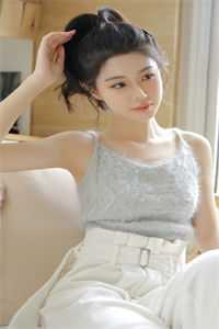 张若尘沉思片刻