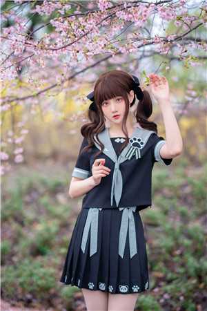 签到变强：我被五个校花女儿曝光了身份