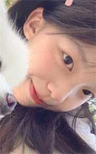 她刚想说话