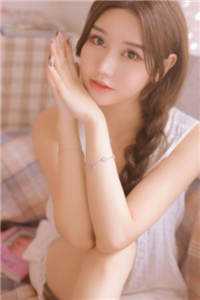 谷小灵鄙夷