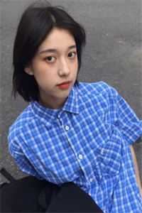 穿成万人迷假太监，美男们团宠我