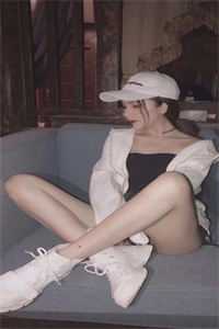 重生：投身渣男死对头怀抱后，我全面翻身