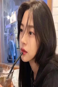 带着空间修炼后，她成了名门女将