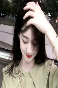 重生后，我不做舔狗，女神反而倒追了