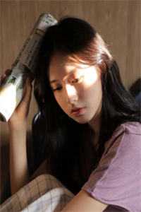 她从小没有妈妈