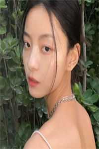 神隐七年，下山就送绝色老婆