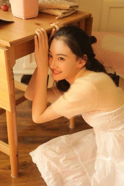 穿成恶毒后娘，我尽全力洗白