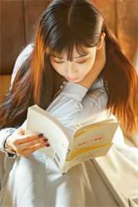背着睁眼关公，找女鬼