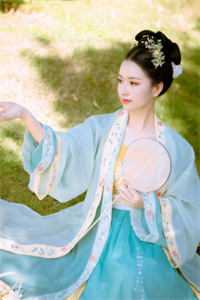 替嫁小医妃，相公递刀我虐渣