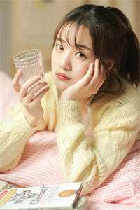 背着睁眼关公，找女鬼