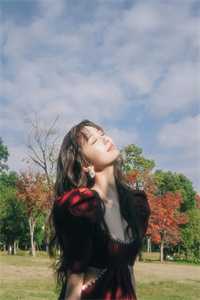 被聘为妃后，傲娇王爷赔上一生
