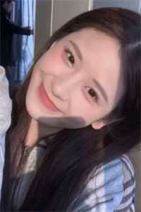 开局一座岛，美女全靠捡