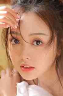 离婚后，疯批总裁服软了