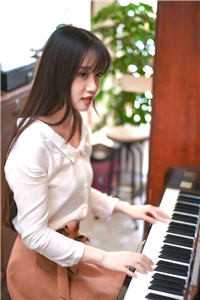 离婚后，高冷前妻求复合