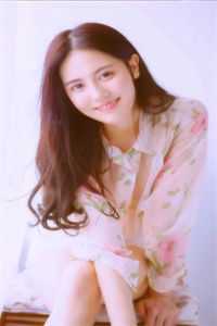 闪婚后，大佬将她捧在心尖尖