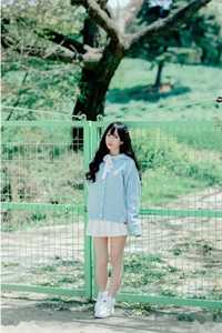 神豪：跟妻子贴贴就能获利百亿