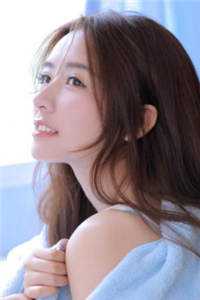 我是相府嫡出女，庶姐却成了皇后