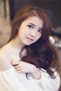 替嫁战王后，神妃携带空间去流放