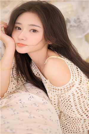 穿书女配：她成了全家的小太阳