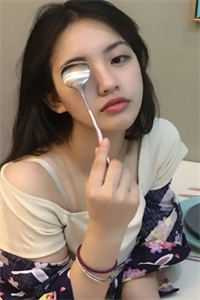 穿书女配：她成了全家的小太阳