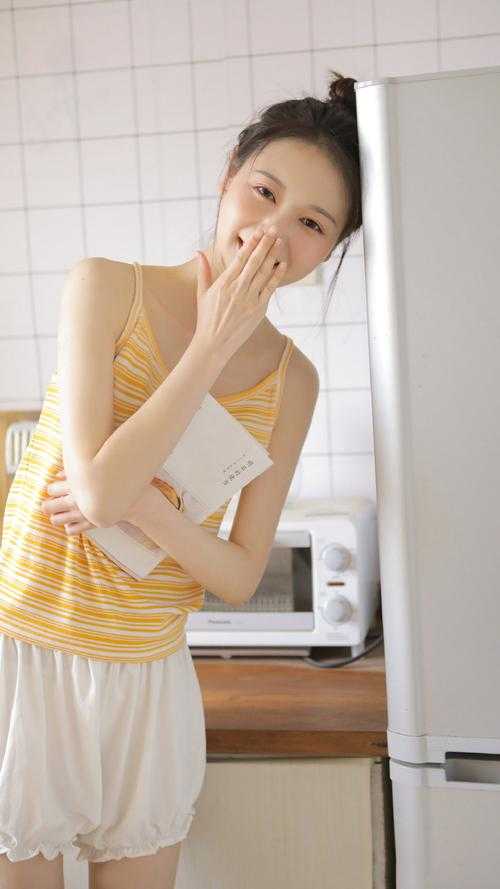 军婚甜蜜蜜：极品炮灰她在七零当娇娇