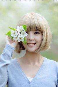 神豪：跟妻子贴贴就能获利百亿