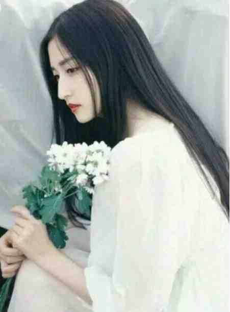 我有99个大佬师父，下山即无敌