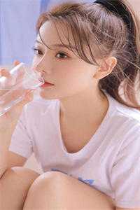 重生后，大佬她全家都是反派