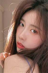 傻妃重生后，腹黑王爷跟她杠上了