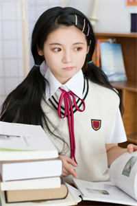 给未婚妻替罪后，他师承半仙