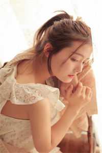 一篇霸道总裁言情文女