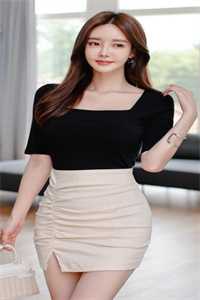 沙雕女配穿书后，成了黑红第一人