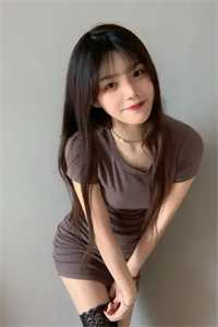 别人都是绕梁佳音，你抬手就是唢呐？