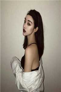 七零：白富美她手握空间被糙汉诱哄了