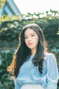 被捕入狱后，未婚夫带着新科技参加审判