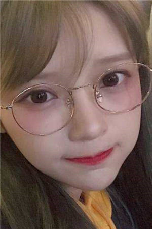 成了四个大佬的恶毒亲娘后，她洗白了