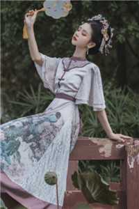 刚分手，她就被妖孽大佬抓回家了