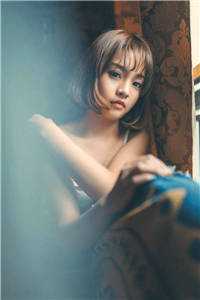 舔狗觉醒后，女神成了我的小迷妹