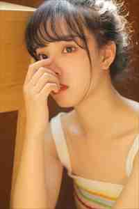 闪婚后，带着指挥官大人在星际乘风破浪
