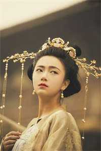 舔狗觉醒后，女神成了我的小迷妹