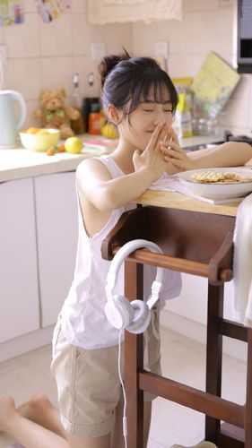 军婚七零：科研大佬被宠成小娇妻
