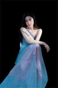 氪金系统：我花钱就变强