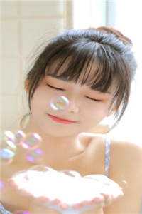 踹渣男后，我霸上美貌皇叔