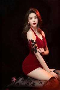 军婚甜蜜蜜：俏军嫂在八零赚麻了