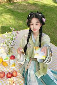 闪婚后，亿万老公拉着我花式撒糖